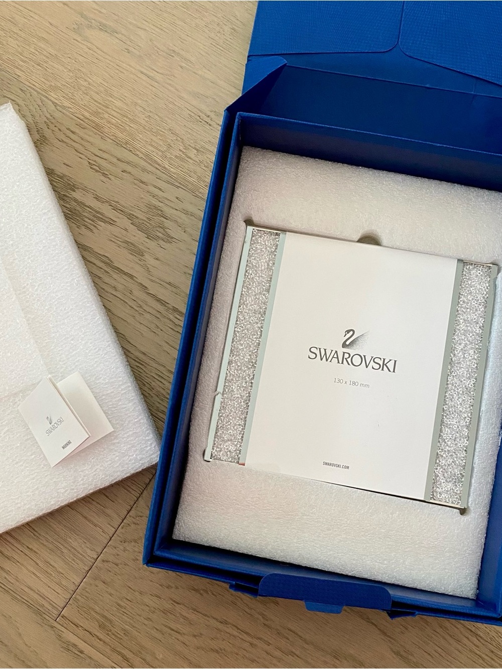Swarovski Starlet Large Crystal Picture Frame 5x7 #1011106 – New in Box
